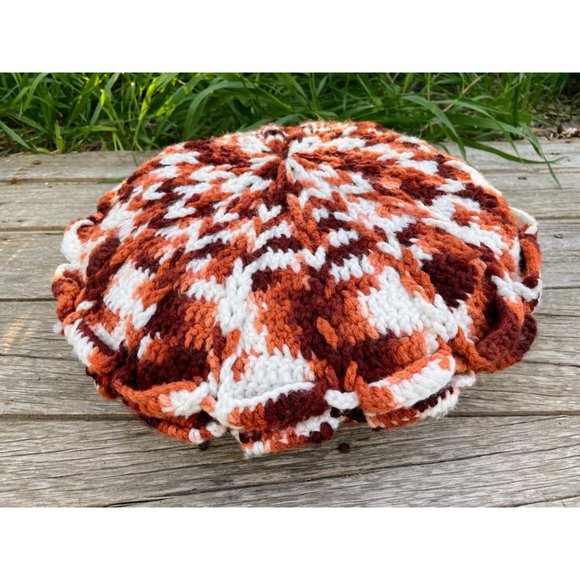 Vintage Brown and White Variegated Crochet Round Accent Pillow Hippy Boho - Picture 9 of 11